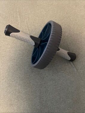 RBX Gray and Black Ab Wheel with Textured Handles